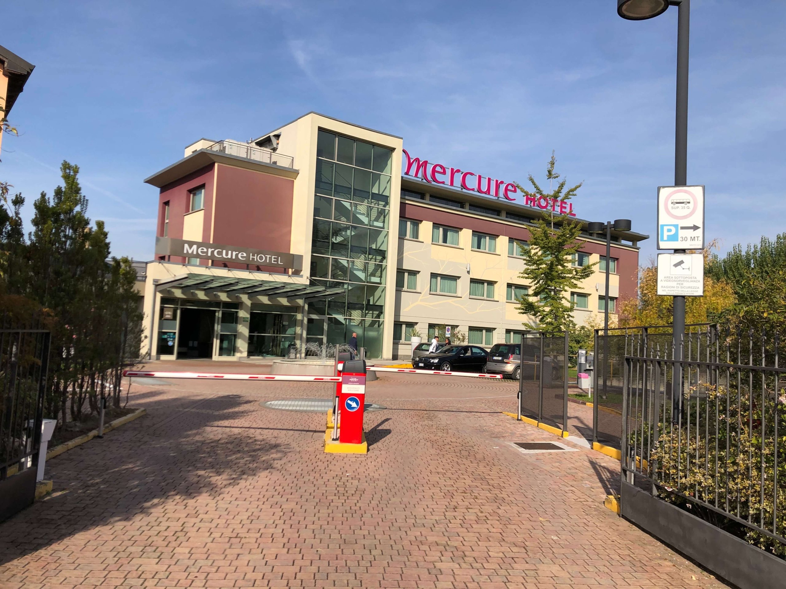 メルキュール・ベルガモエアポート・外観