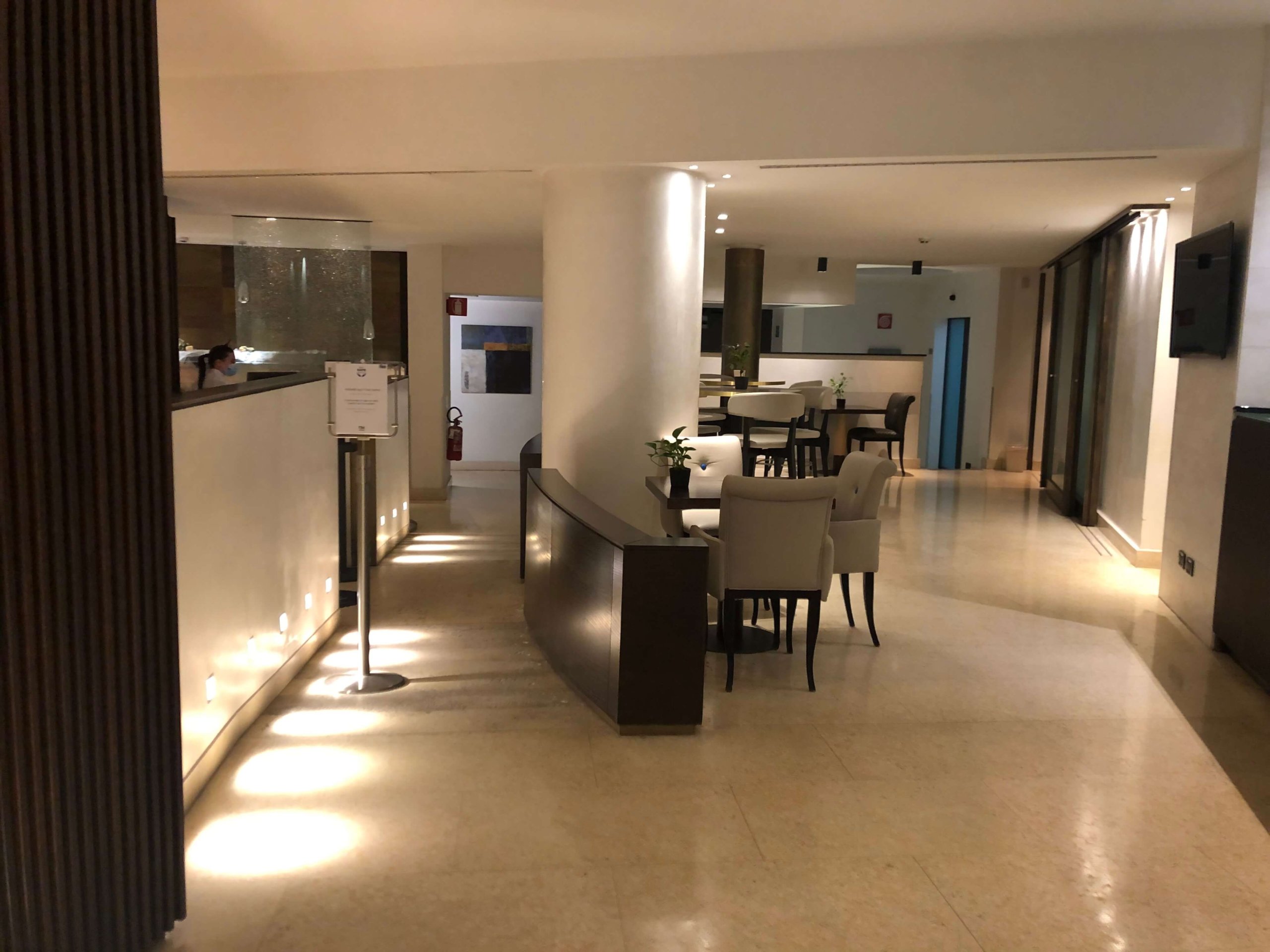 nhベルガモ・朝食会場