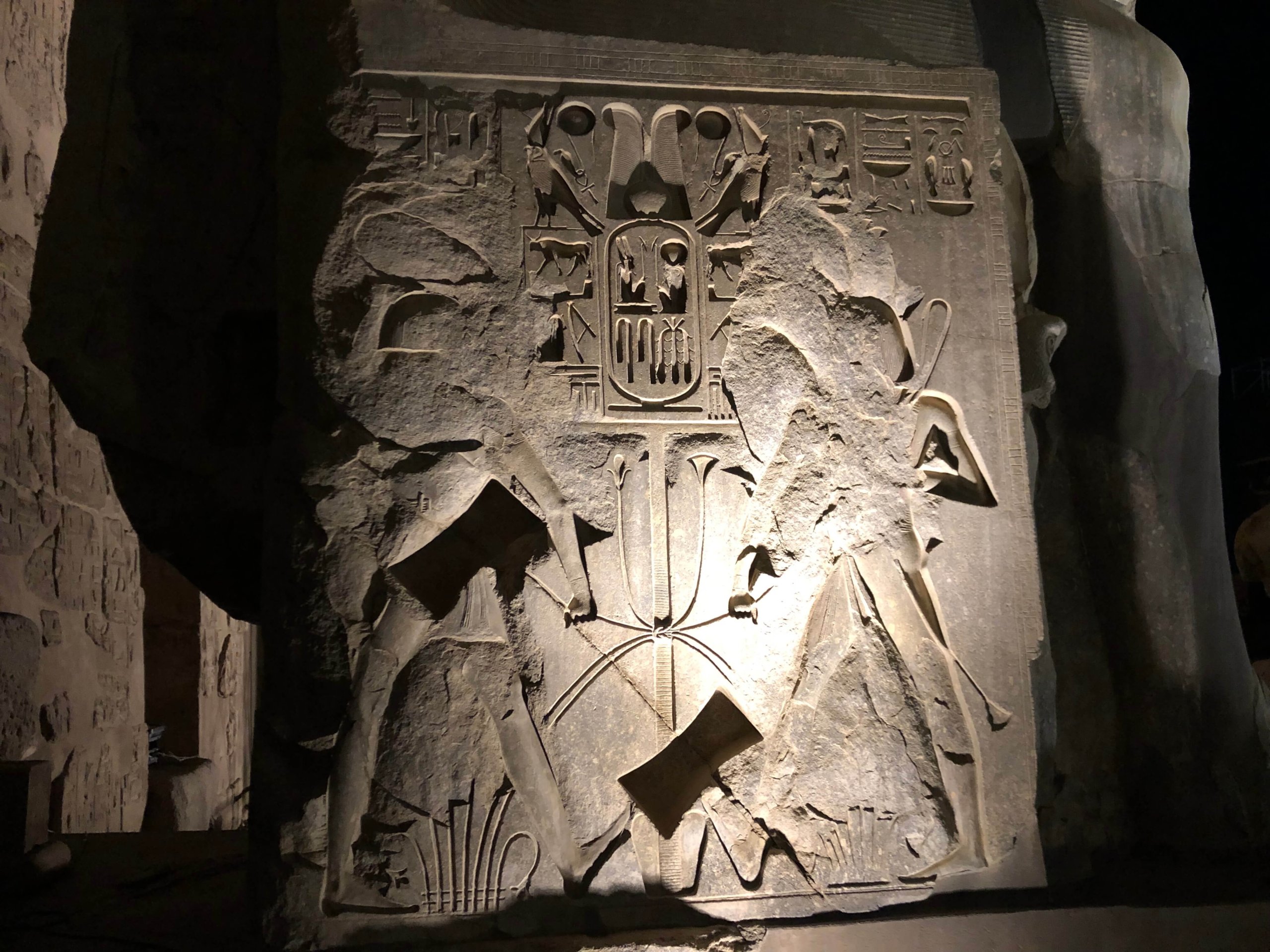 ルクソール神殿