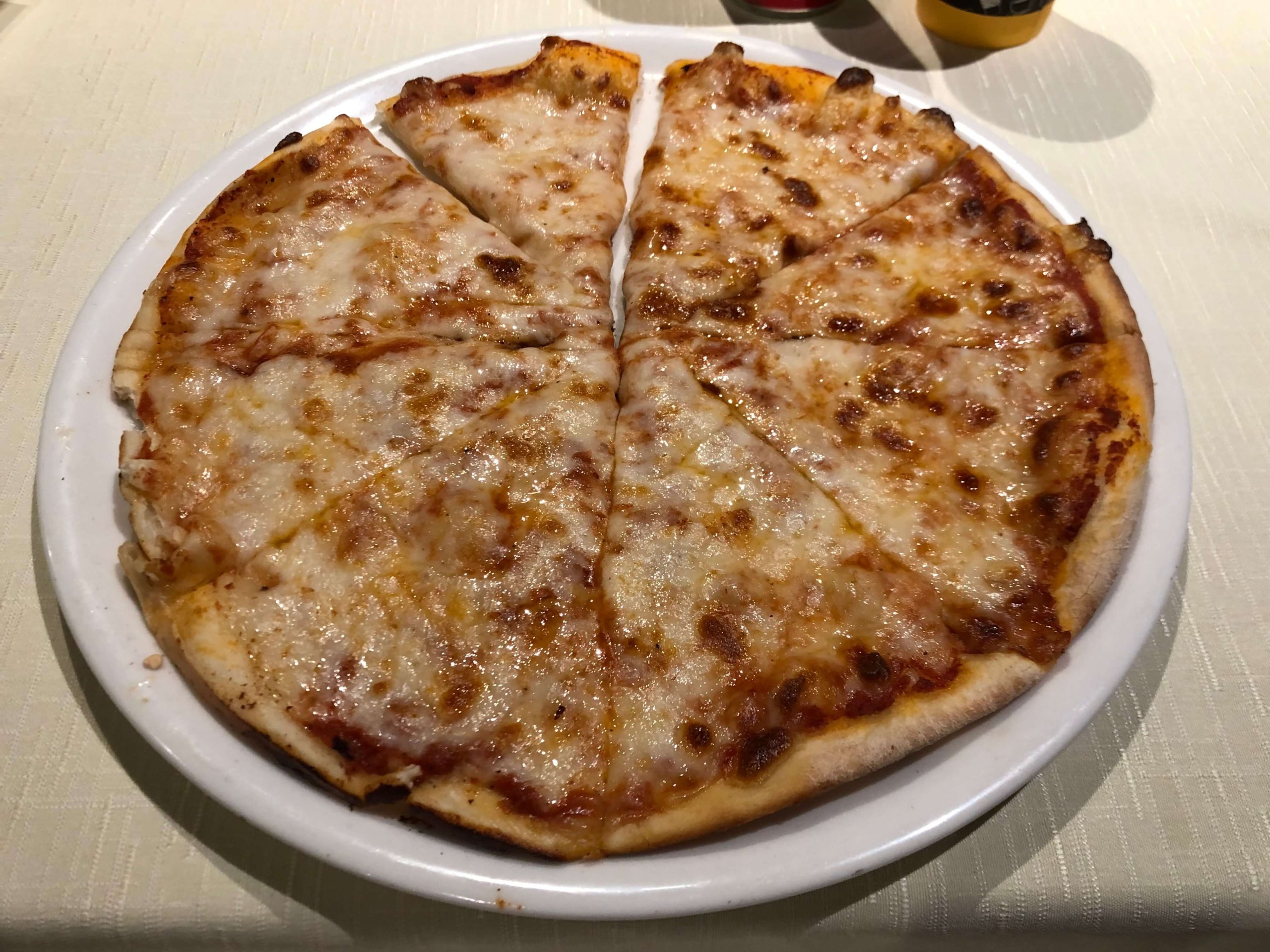 ソネスタ・夕食・ピザ