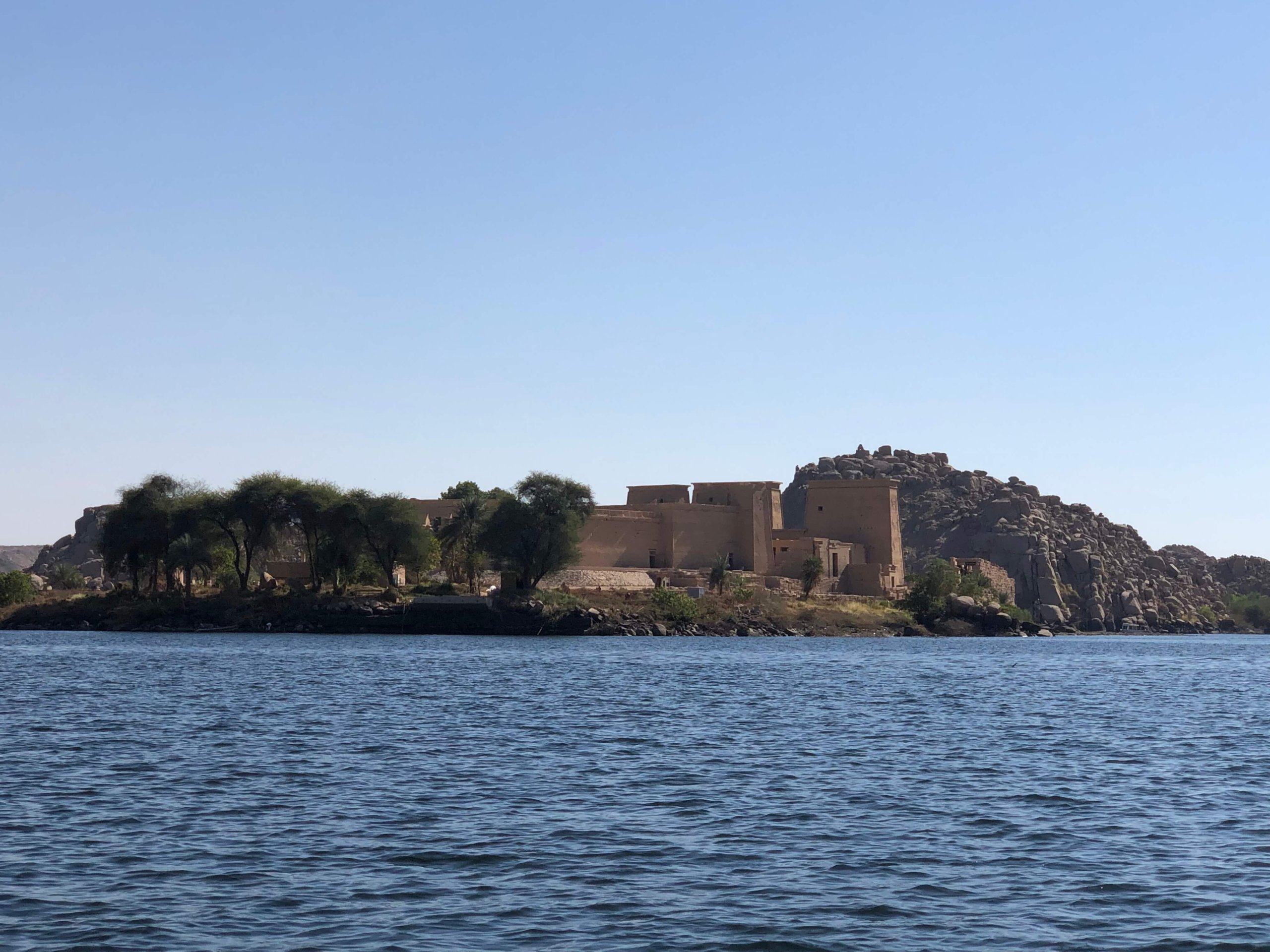 フィラエ神殿への船