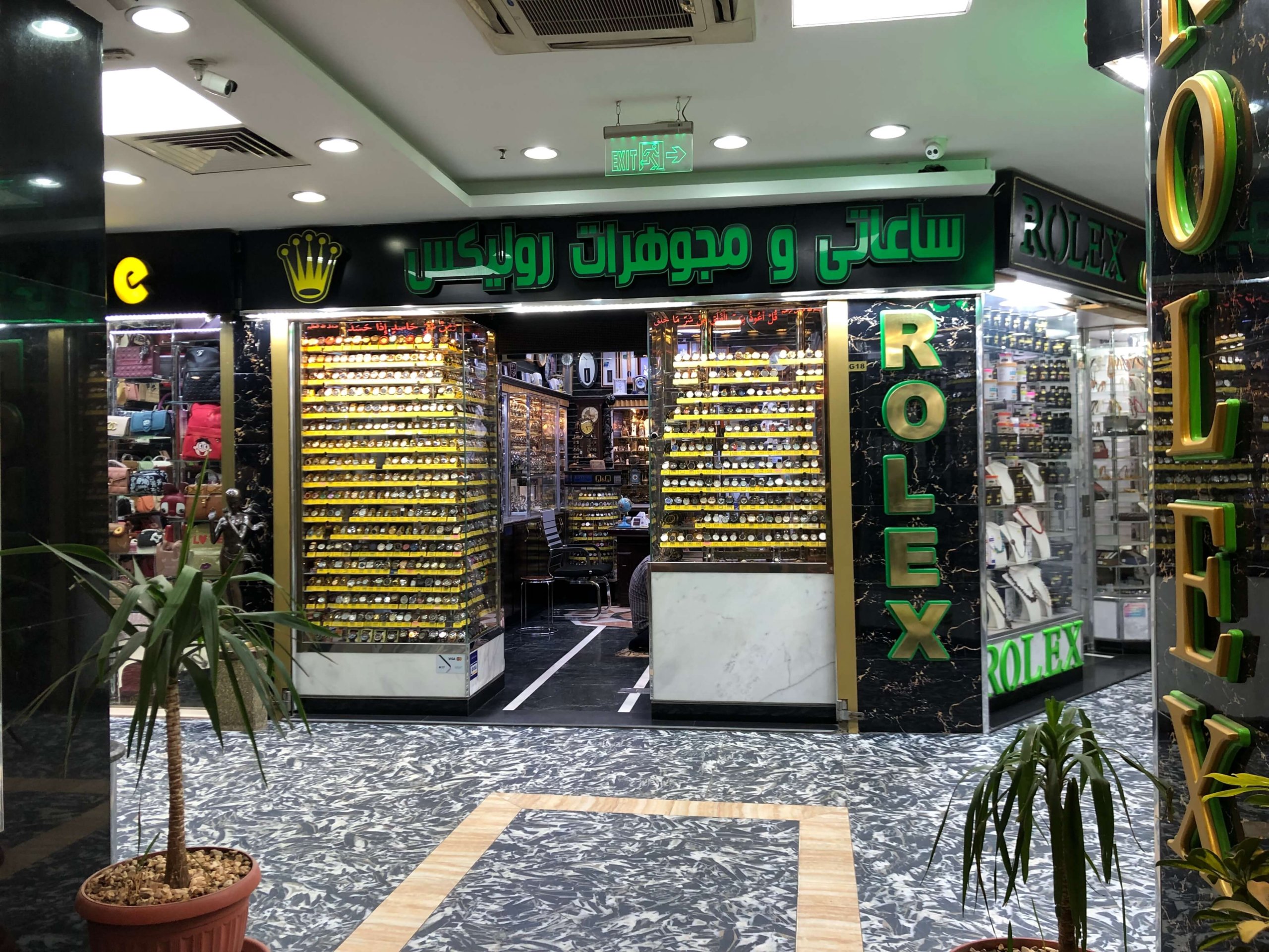 ホテルの入っているモール