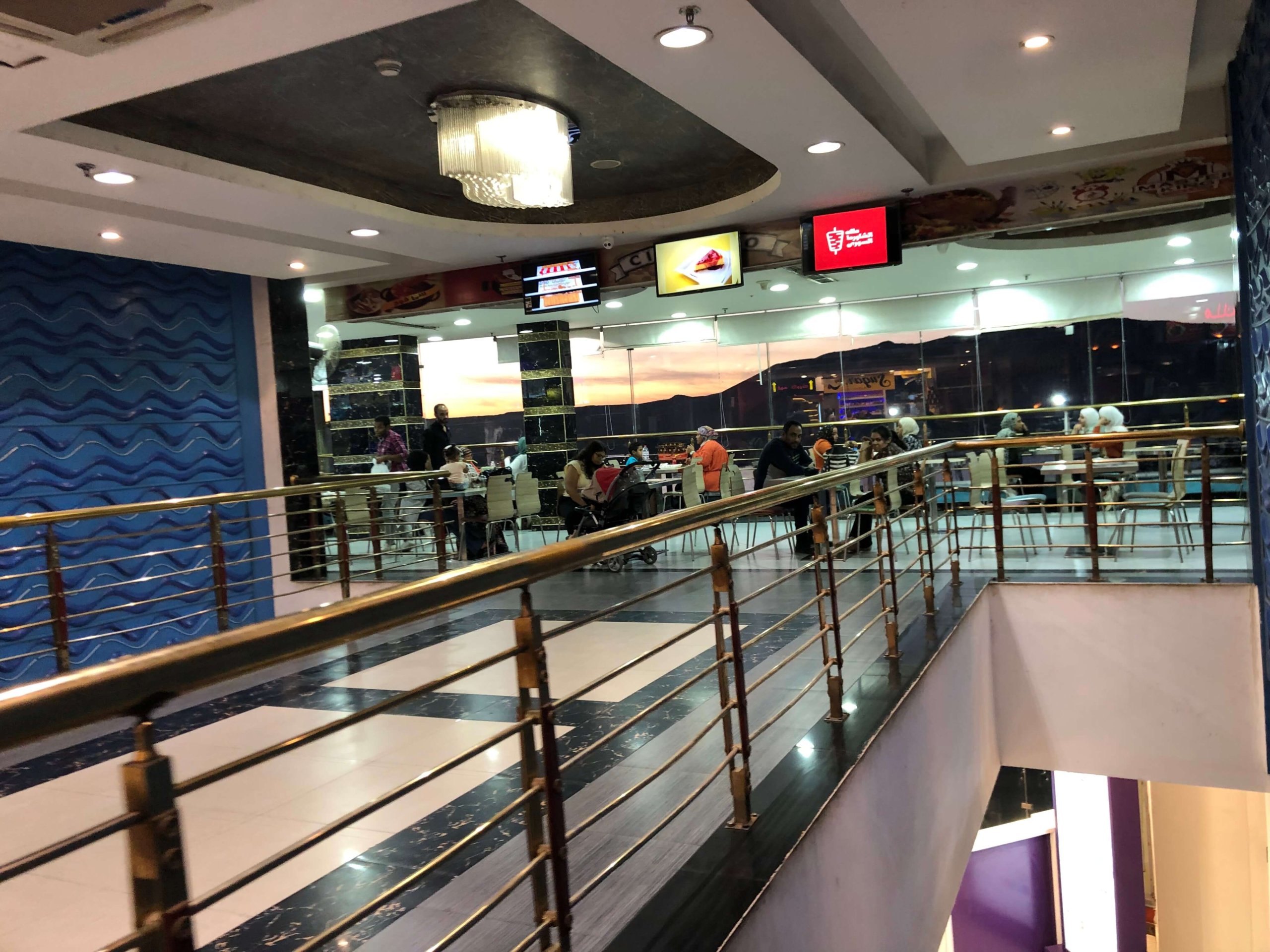 ホテルの入っているモール