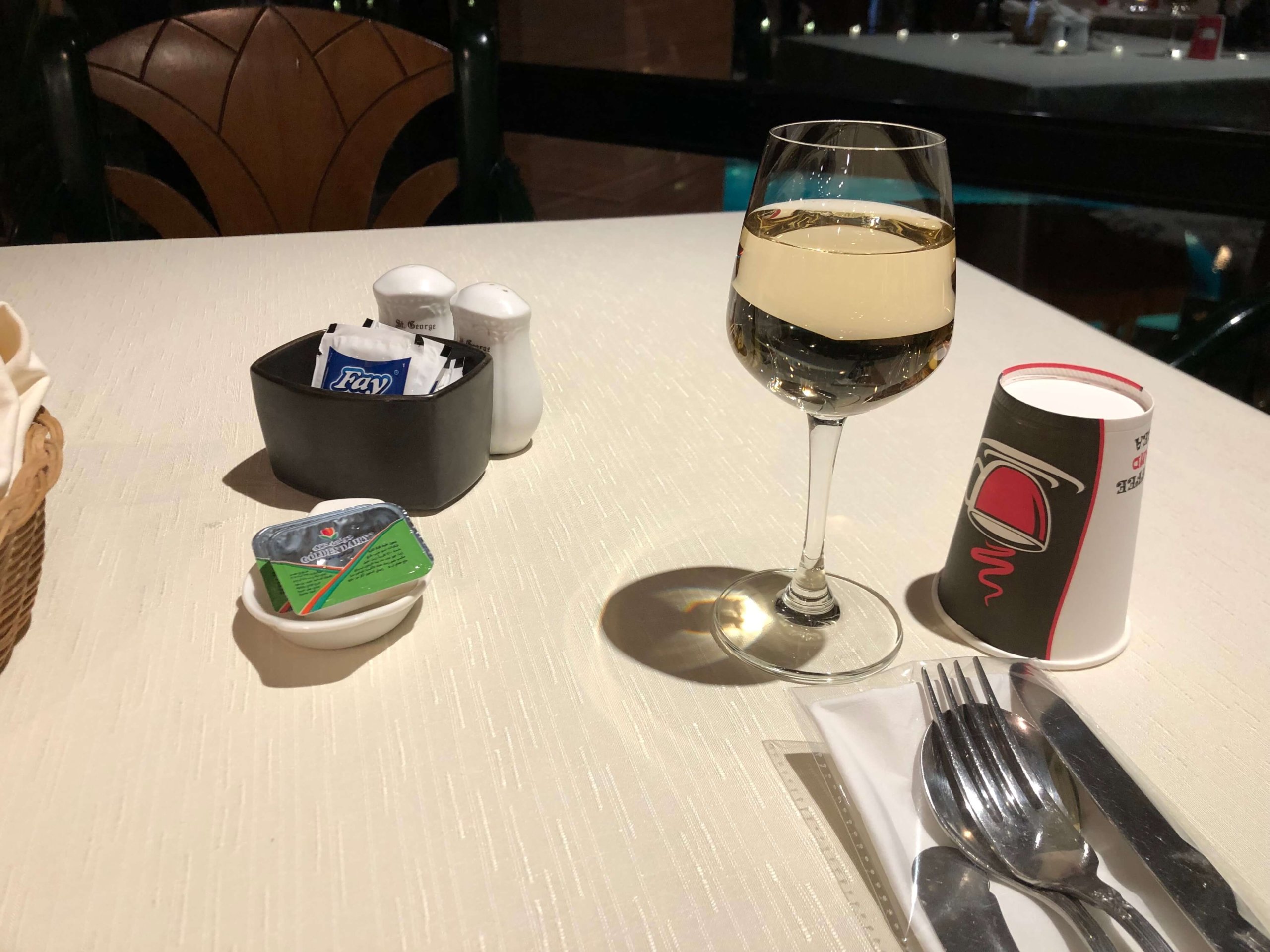 ソネスタ・夕食・ワイン