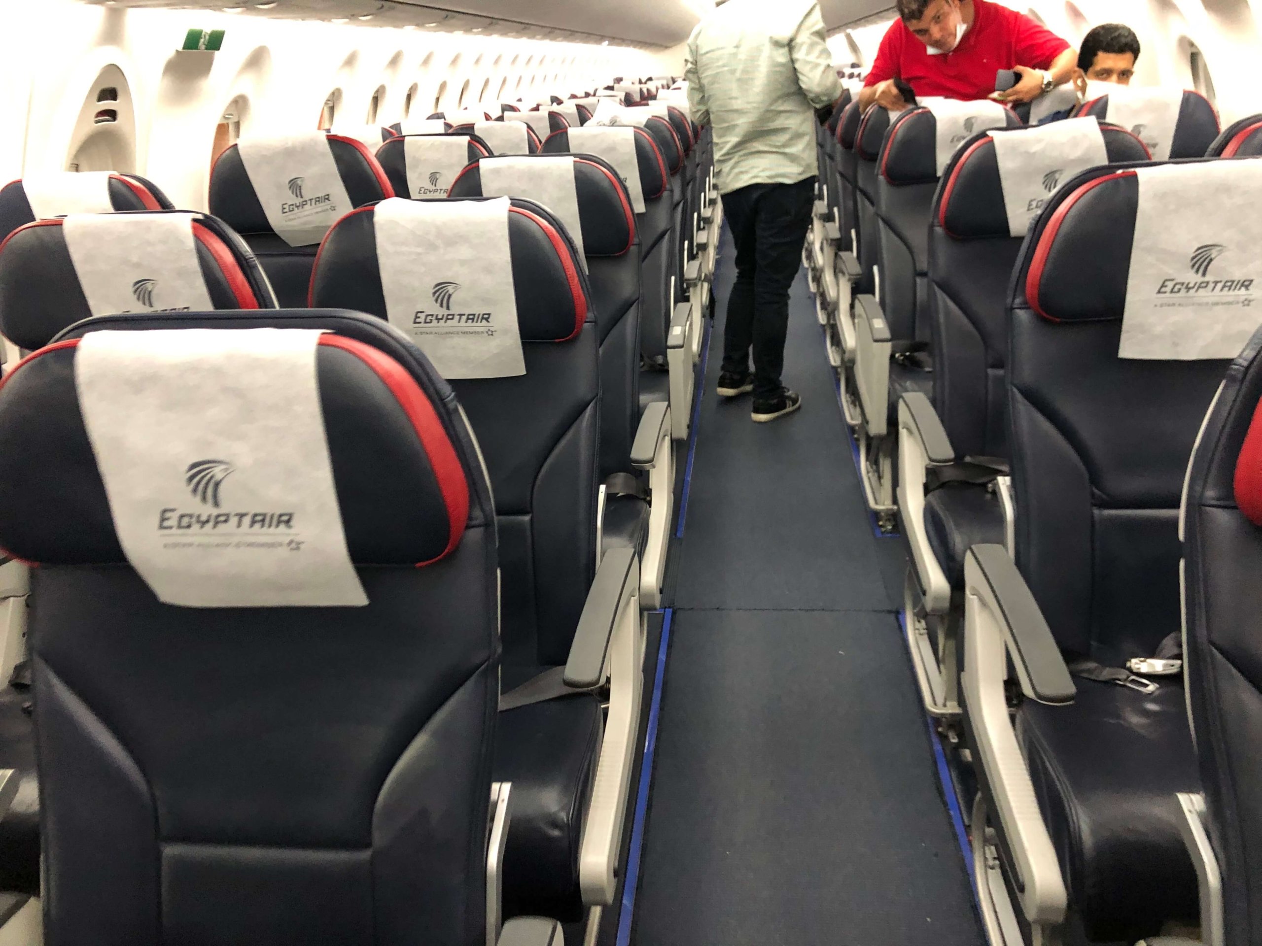 エジプト航空・機内